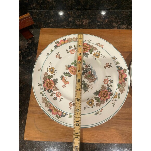 VINTAGE WEDGWOOD ENGLISH CHINA DINNERWARE - Picture 4 of 9